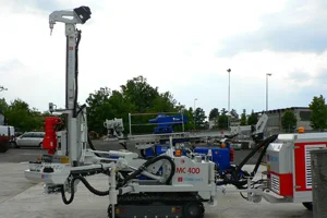 MC 400 crawler drill